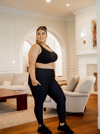 Signature Pocket Legging-Inclusive sizes