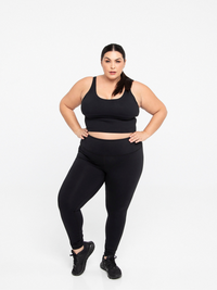The Empower Set in Black